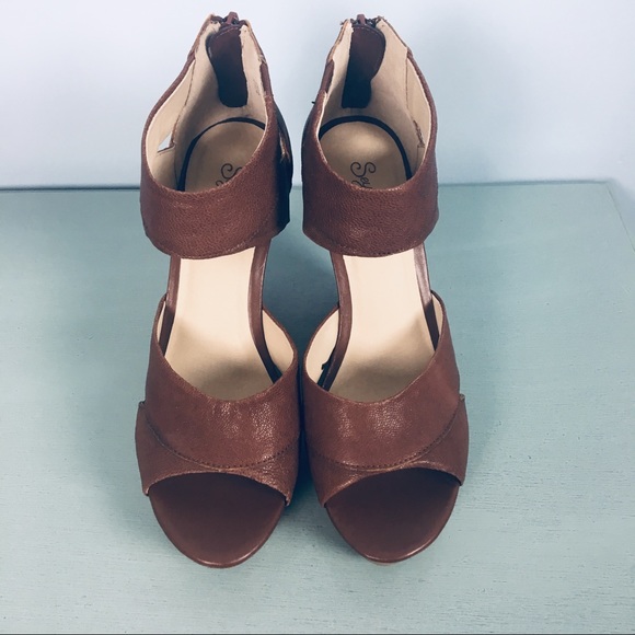 New in Box Seychelles Leather Wedge 8.5 - Picture 2 of 8